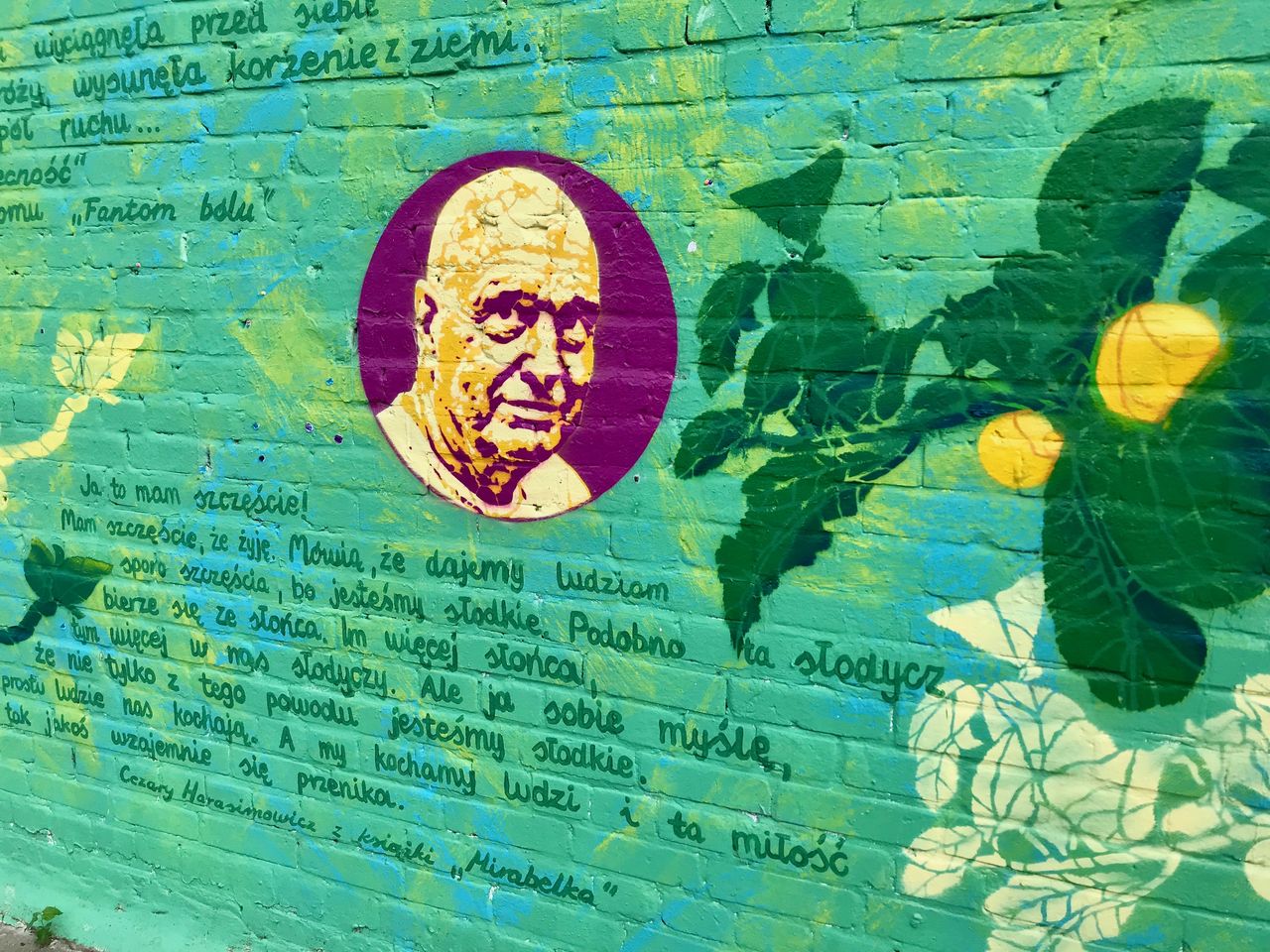 #LiterackaMirabelka – mural z historią dla potomnych